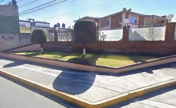 Casa en venta en Real de Azaleas I, Metepec — foto 2 de 10