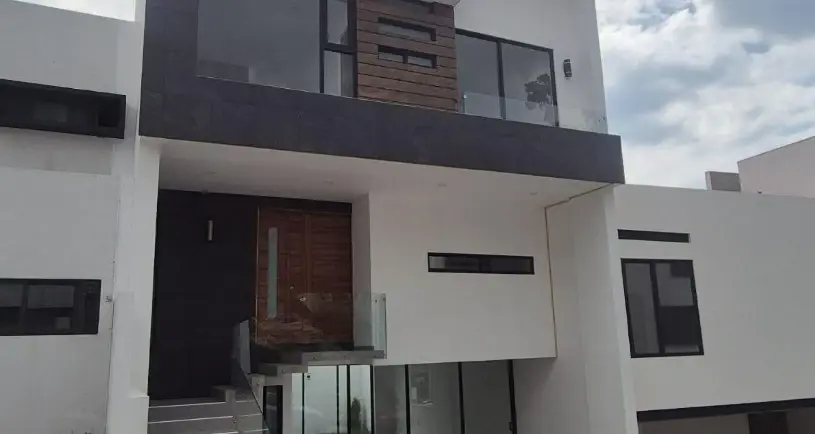 Casa en venta en Residencial Lago Esmeralda, Atizapán de Zaragoza — foto 1 de 21