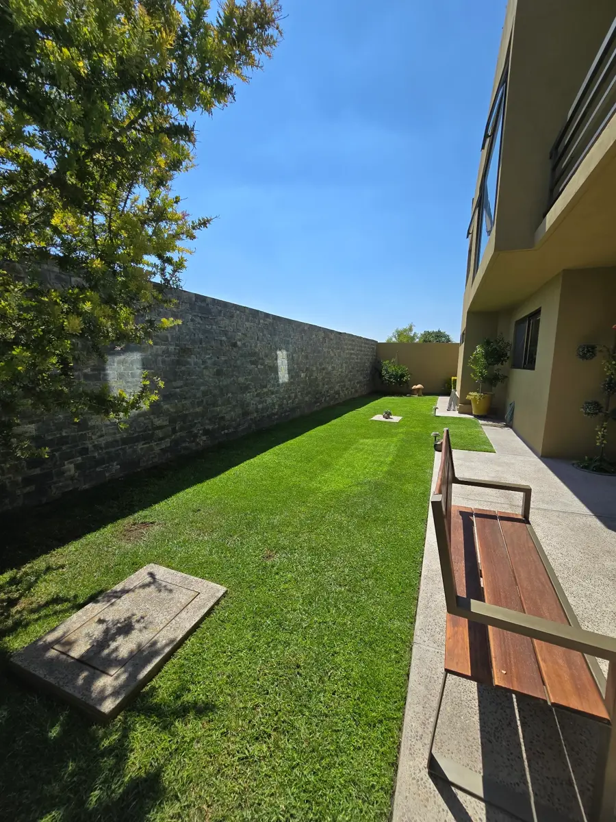 Casa en venta en Vista Real y Country Club, Corregidora — foto 1 de 20