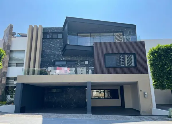 Hermosa Casa Nueva en Venta en Parque Terranova en Lomas de Angelópolis — foto 1 de 17