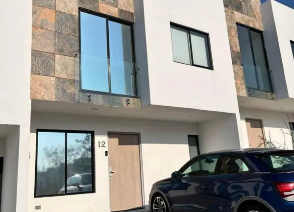 Parque Mallorca Lomas de Angelopolis Casa en Venta para Inversion F011 — foto 1 de 9