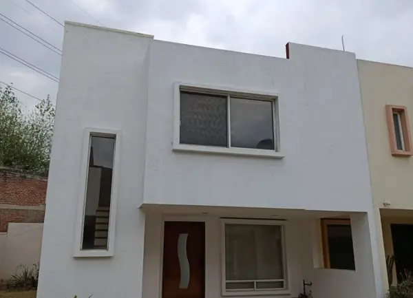 CASA EN VENTA FRACC SENDERO SPCH 1CV F101