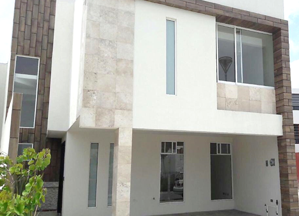 Casa De 3 Recamaras En Parque Yucatán En lomas de Angelópolis II. — foto 1 de 23