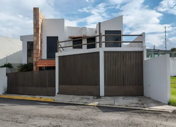 Casa en Venta Fracc la Trinidad Tlaxcalancingo 1cv F204 — foto 1 de 28