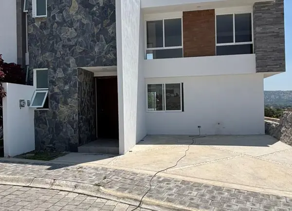 CASA EN VENTA HARAS DEL BOSQUE 7 1CV F154