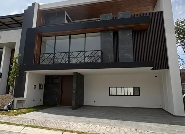 Casa en venta en Lomas de Angelópolis, San Andrés Cholula — foto 2 de 30