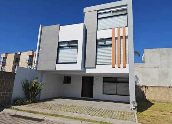 Casa en Venta Fracc la Mezza Sach 7cv F120 — foto 1 de 16