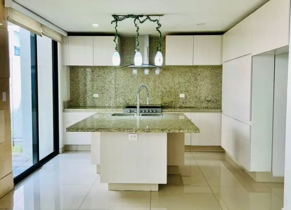 Casa en venta en Lomas de Angelópolis, San Andrés Cholula — foto 3 de 27