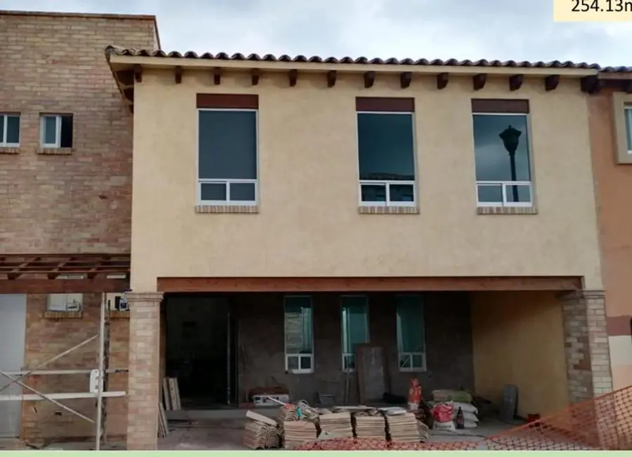 Casa en venta en Cholula de Rivadabia Centro, San Pedro Cholula — foto 1 de 17