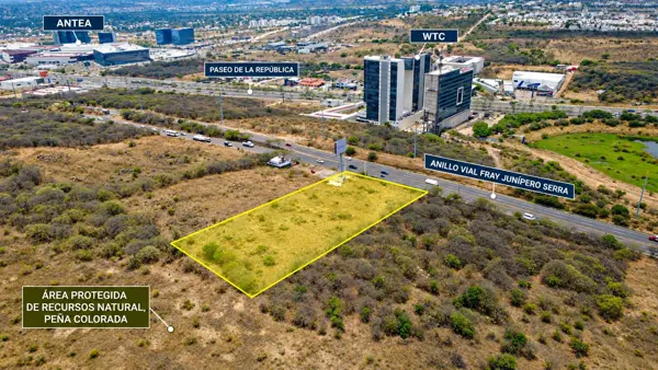 TERRENO EN VENTA SOBRE ANILLO VIAL FRAY JUNÍPERO SERRA, QUERÉTARO