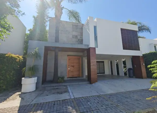 Casa en venta en Lomas de Angelópolis, San Andrés Cholula — foto 2 de 19