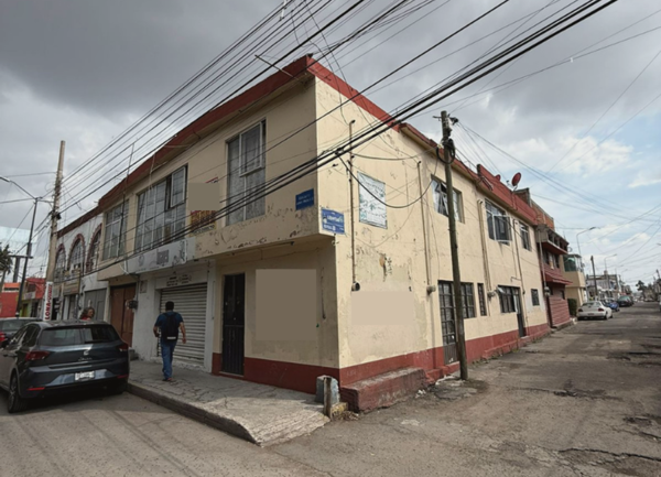 Casa con Departamentos y Local En Venta Ubicada en San Manuel y Cerca de la Prepa BUAP