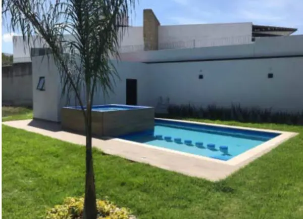 Terreno De 4,592m2 Con Una Casa Amueblada En Atlixco Cerca Del Corredor Gastronomico.