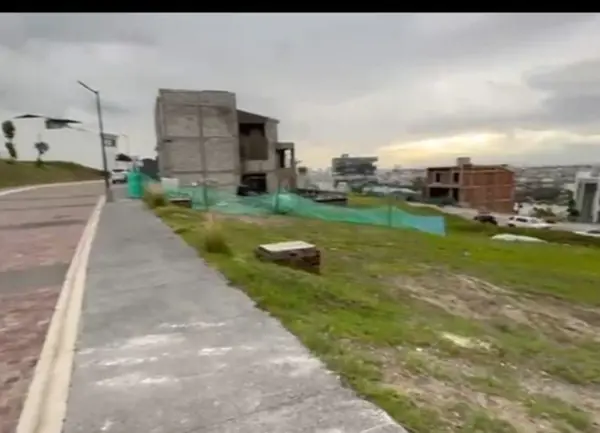 Terreno en venta en Lomas de Angelópolis, Ocoyucan — foto 2 de 4