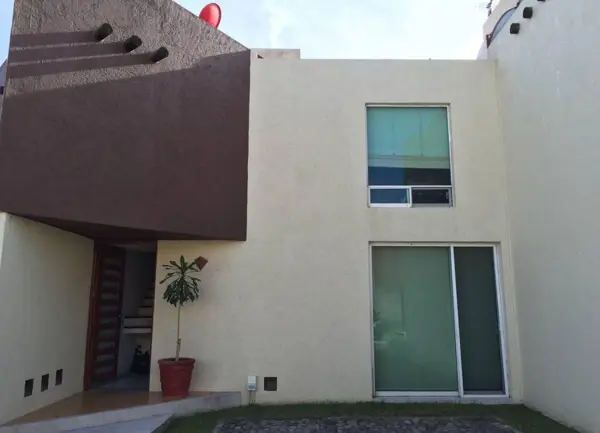 SE RENTA CASA EN RESIDENCIAL DEL BOSQUE SAN DIEGO LOS SAUCES SPCH 1CR