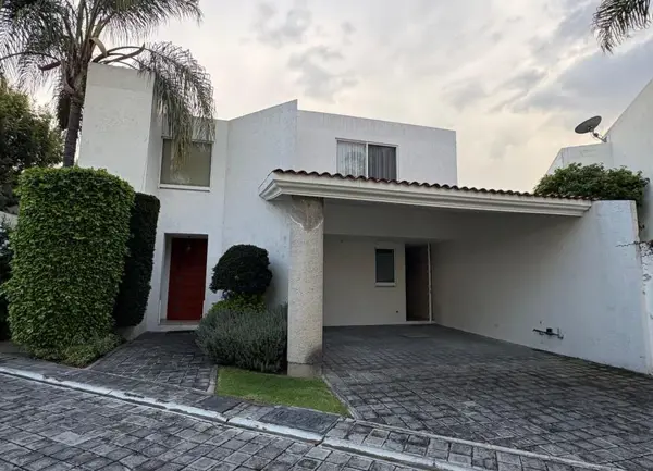 CASA EN RENTA RESIDENCIAL STA CRUZ GUADALUPE 7CR F119
