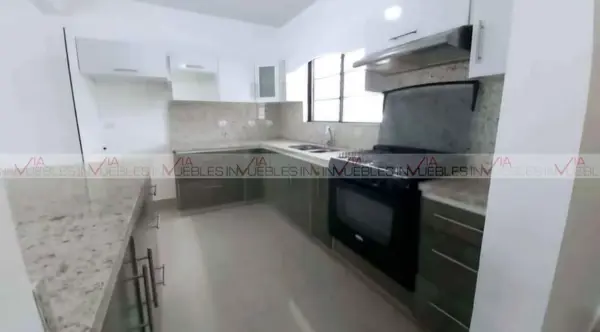 Casa en venta en Privalia Cumbres, García — foto 3 de 14
