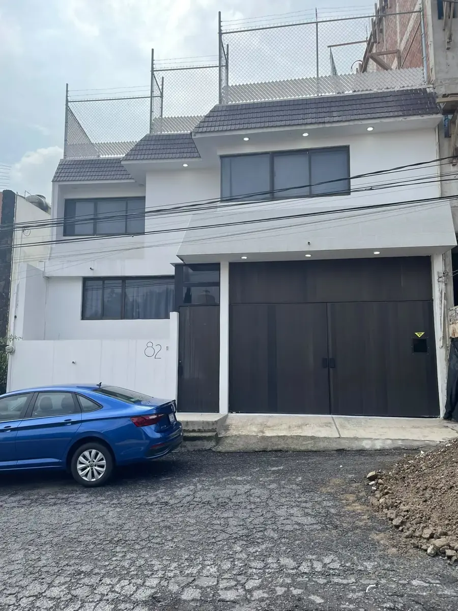 Casa en venta en Santa Cruz del Monte, Naucalpan de Juárez — foto 1 de 11