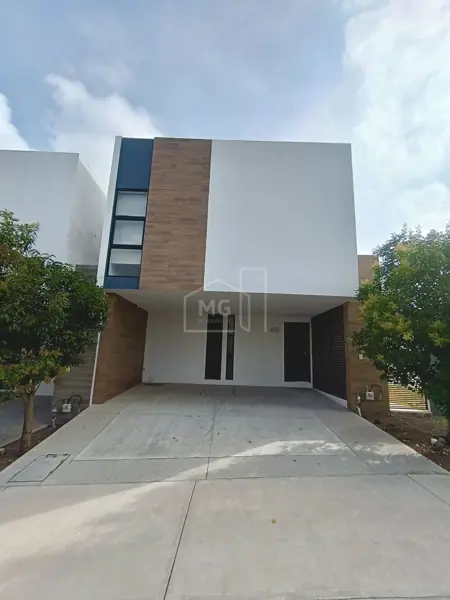 Casa en Venta en Zibatá, El Marqués con Amplias Amenidades