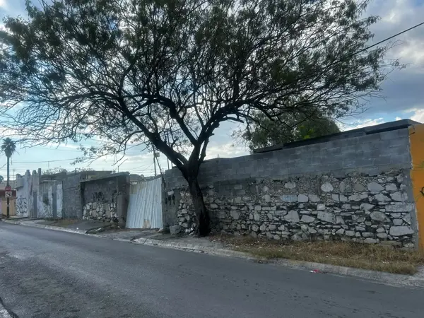 Terreno en Venta en Centro de Santa Catarina,N.L.