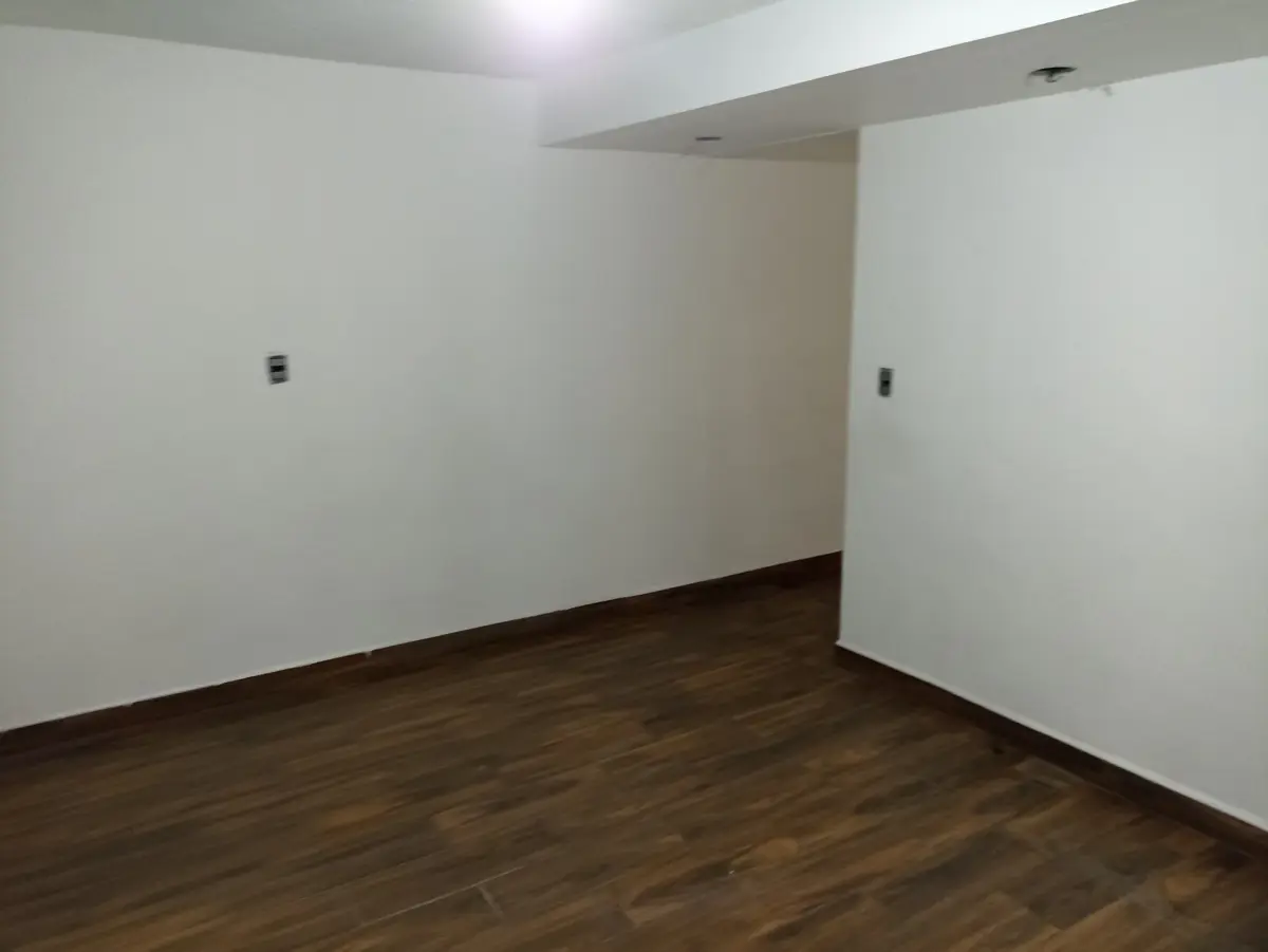 Casa en venta en San Miguel Teotongo Sección Puente, Iztapalapa — foto 1 de 30