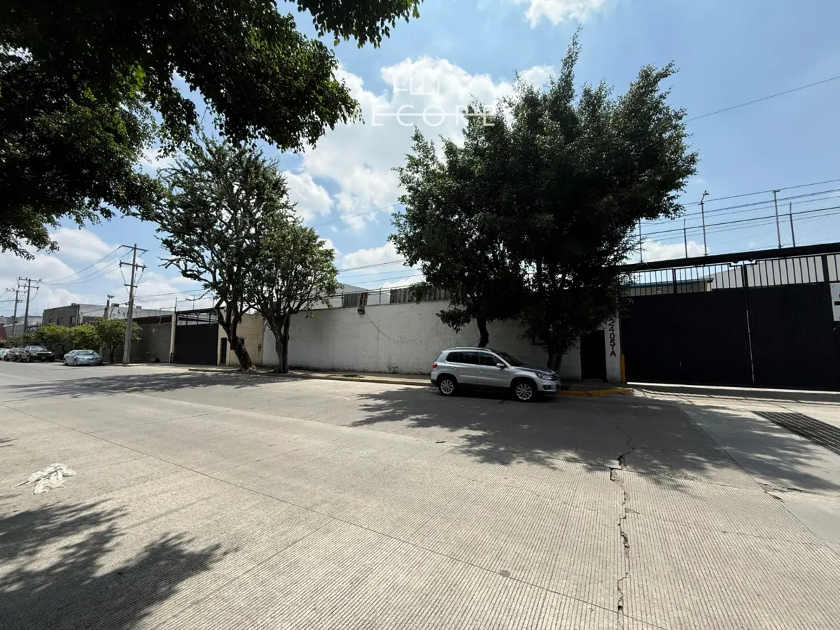 Bodega en renta en Colón Industrial, Guadalajara — foto 1 de 14