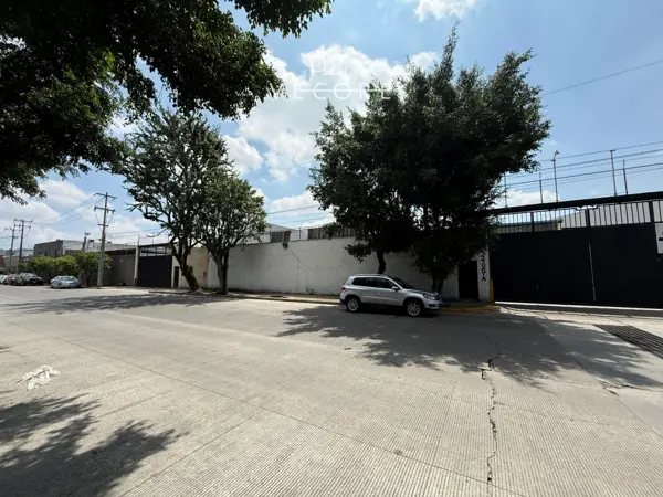 BODEGA EN RENTA EN COLON INDUSTRIAL, GUADALAJARA