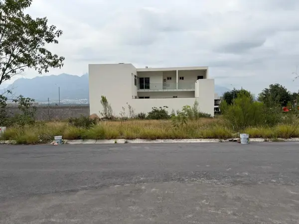 Terreno en venta en La Montaña, García — foto 2 de 2