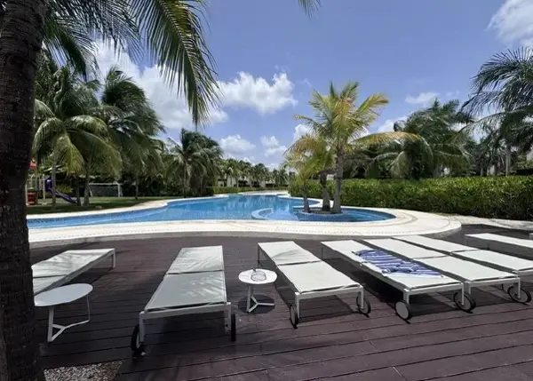 Casa en Venta en Yucatán Country Club, Mérida | 3 Recámaras y 4.5 Baños