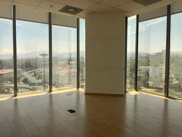 Oficina en renta en Lomas Altas, Miguel Hidalgo — foto 3 de 14