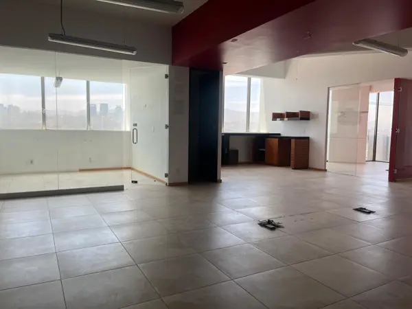 Oficina en renta en Lomas Altas, Miguel Hidalgo — foto 3 de 14
