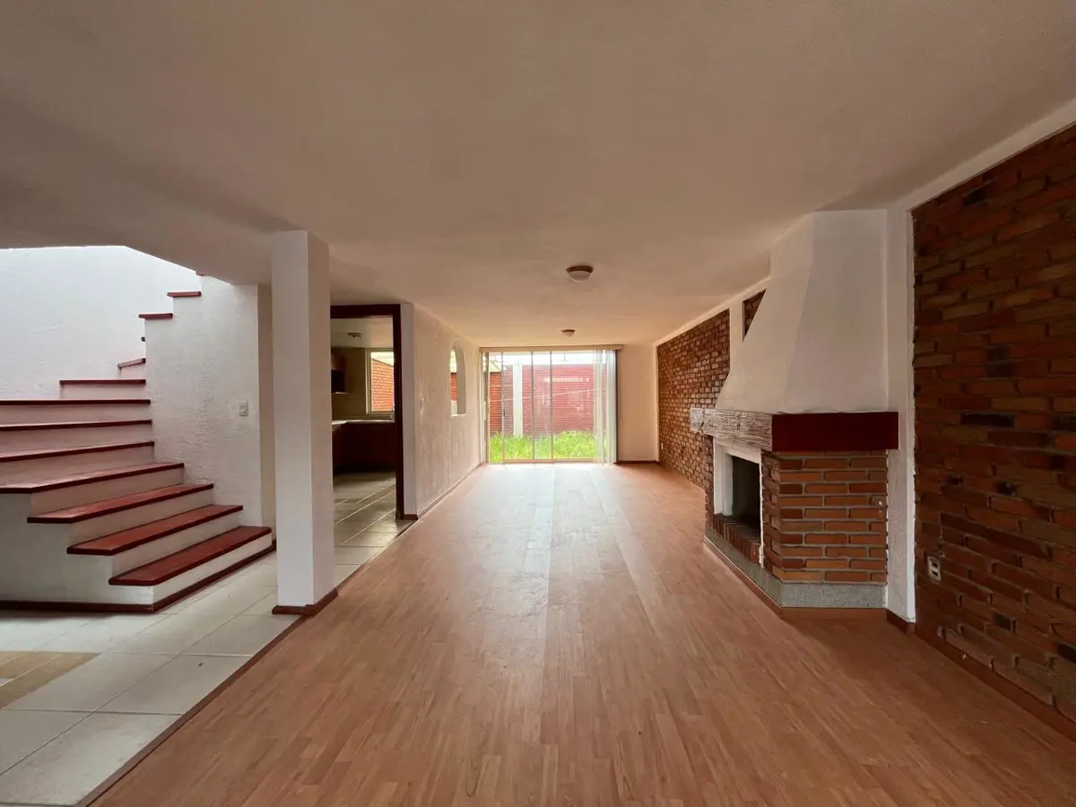 Casa en renta en San Salvador Tizatlalli, Metepec — foto 1 de 17