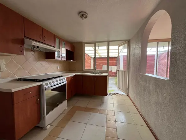 Casa en renta en San Salvador Tizatlalli, Metepec — foto 3 de 17