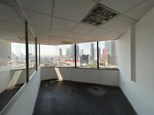 Oficina en Renta - Piso 13 - 738 m2 — foto 1 de 24