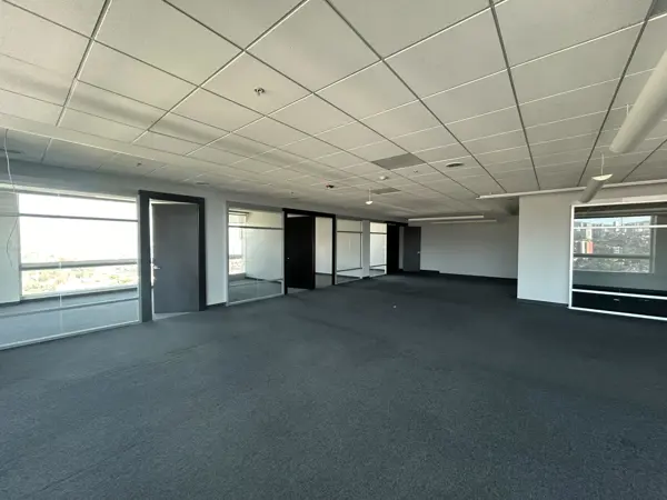 Oficina en Renta – Arcos Bosques II - Piso 6 - 296 m2