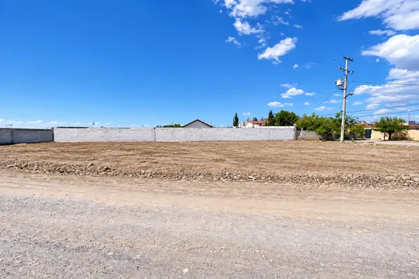 Terreno en venta en San Isidro, Saltillo — foto 2 de 2
