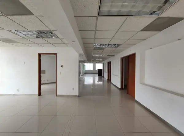 Oficina en Renta - Torre Jade Piso 2 - 601 m2