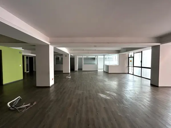Oficina en Renta - Ejército Nacional Piso 2 - 335 m2