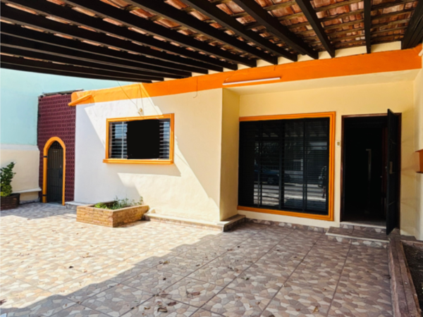 Casa en venta en Plutarco Elías Calles, Othón P. Blanco — foto 2 de 17