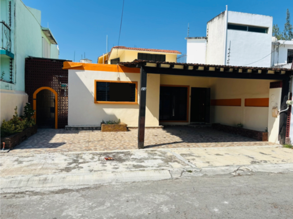 Casa en venta en Plutarco Elías Calles, Othón P. Blanco, Quintana Roo