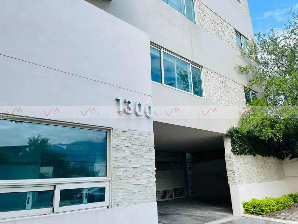 Departamento en renta en Jardines Coloniales, San Pedro Garza García — foto 1 de 13