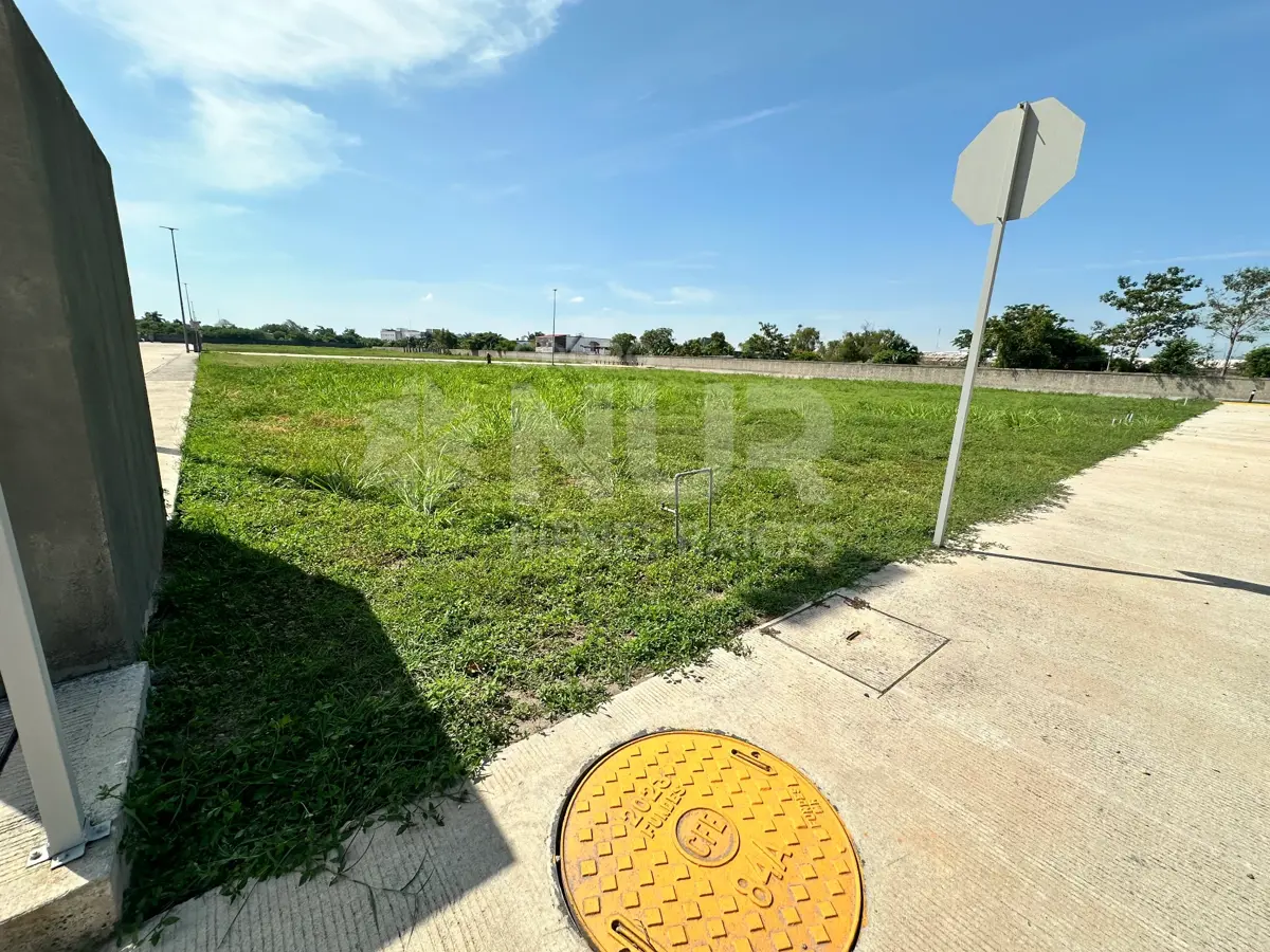 Terreno en renta en Anacleto Canabal 1ra. Sección, Centro — foto 1 de 8
