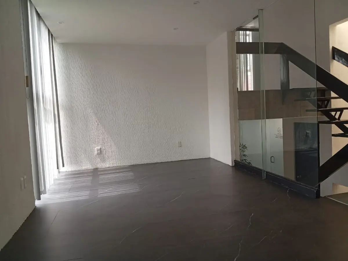 Oficina en renta en Lomas Verdes 3a Sección, Naucalpan de Juárez — foto 1 de 11