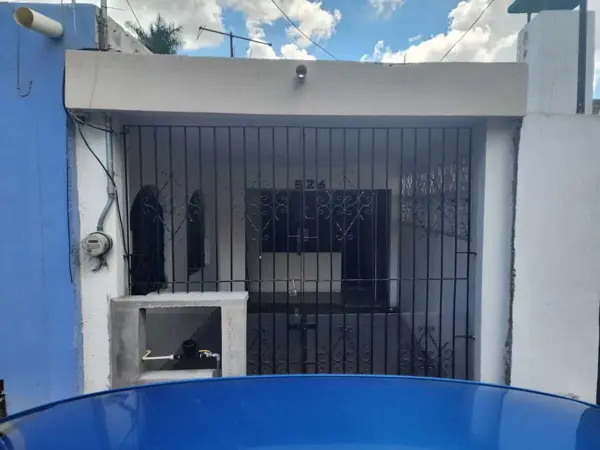 CASA EN VENTA EN EL CENTRO DE MERIDA PARA REMODELAR