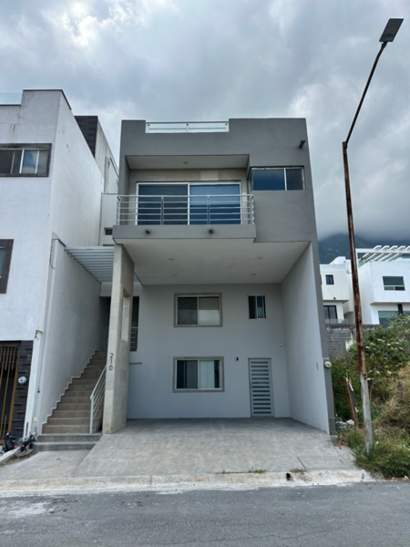Casa en Venta en Monterrey, Cumbres Elite