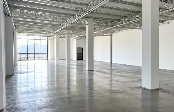 BODEGA EN RENTA | 550 M² | MONTERREY CENTRO