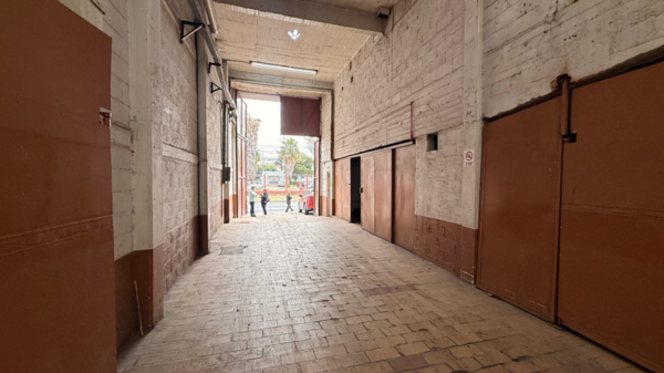 BODEGA  EN EJE CENTAL GAM
