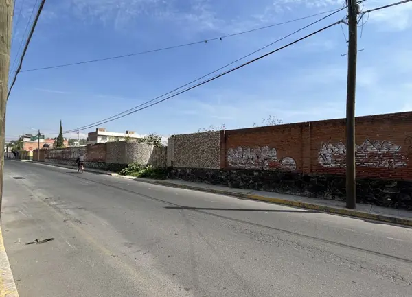 Vendo Terreno en san Pedro Cholula con 3 frentes