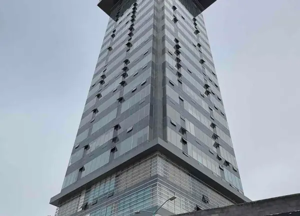 Oficina en Renta en Torre Natyvo