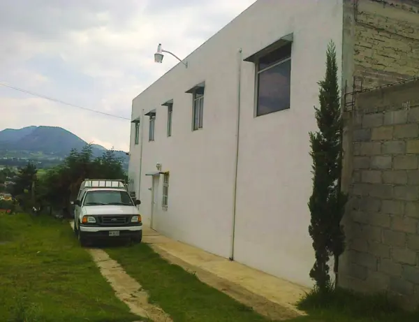 Bodega comercial en venta en San Mateo Tezoquipan Miraflores